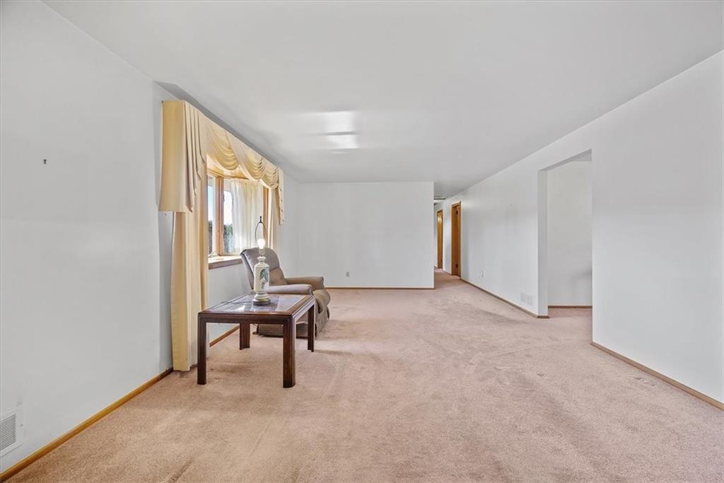 36 Diebold Road McKees Rocks, PA 15136 - Photo 3 of 20 a living room with furniture and a large window