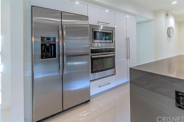 2131 La Granada Drive Thousand Oaks, CA 91362 - Photo 19 of 64