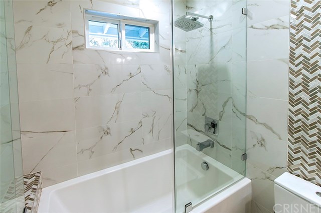 2131 La Granada Drive Thousand Oaks, CA 91362 - Photo 5 of 64