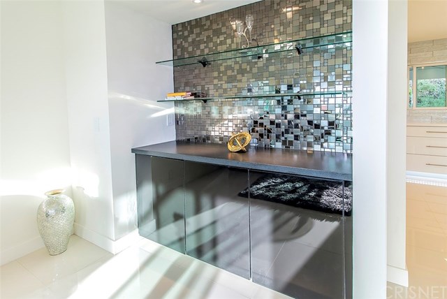 2131 La Granada Drive Thousand Oaks, CA 91362 - Photo 7 of 64