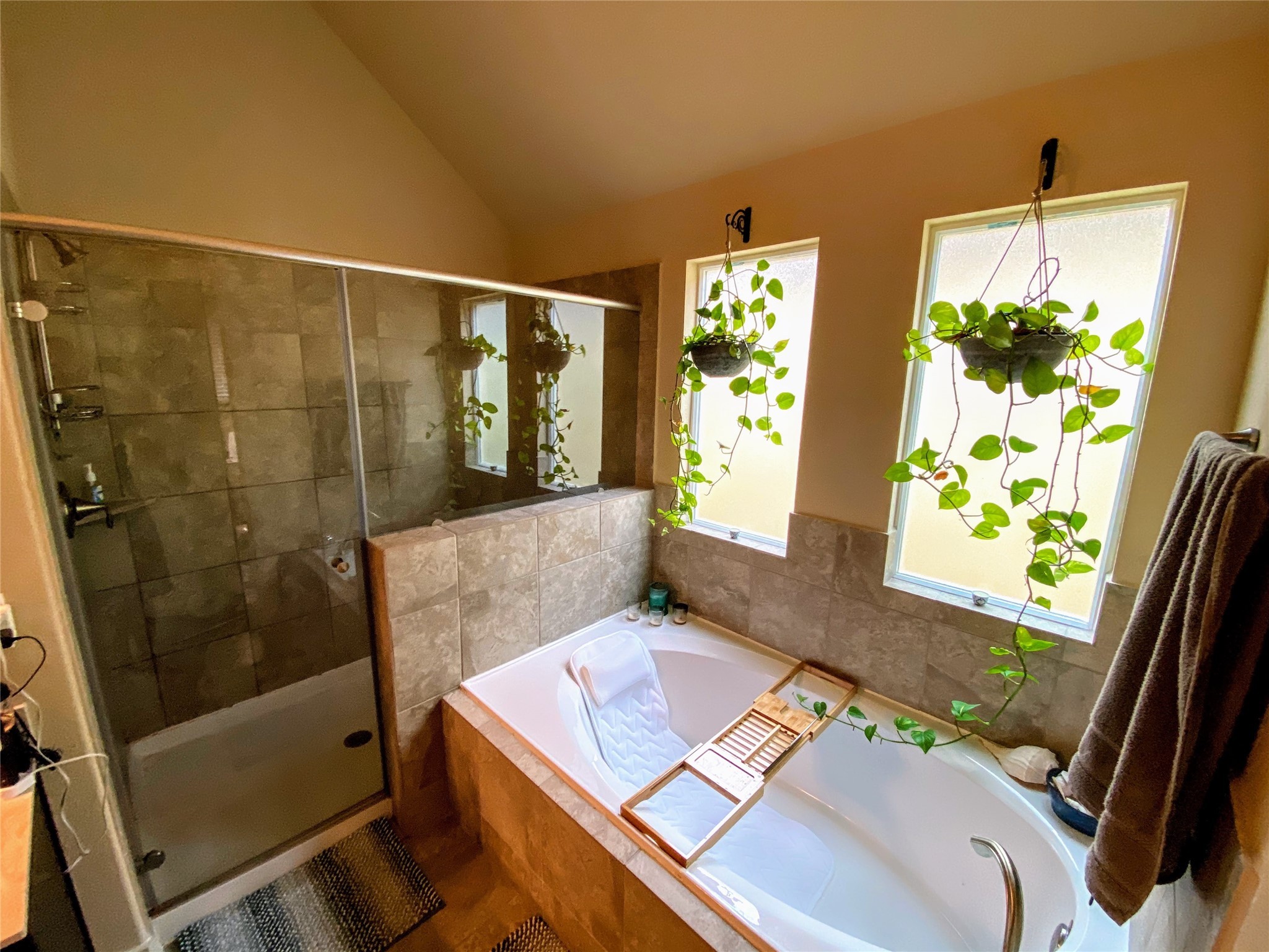 1842 Jara Court Spring, TX 77388 - Photo 13 of 31 a living room with large window and a table