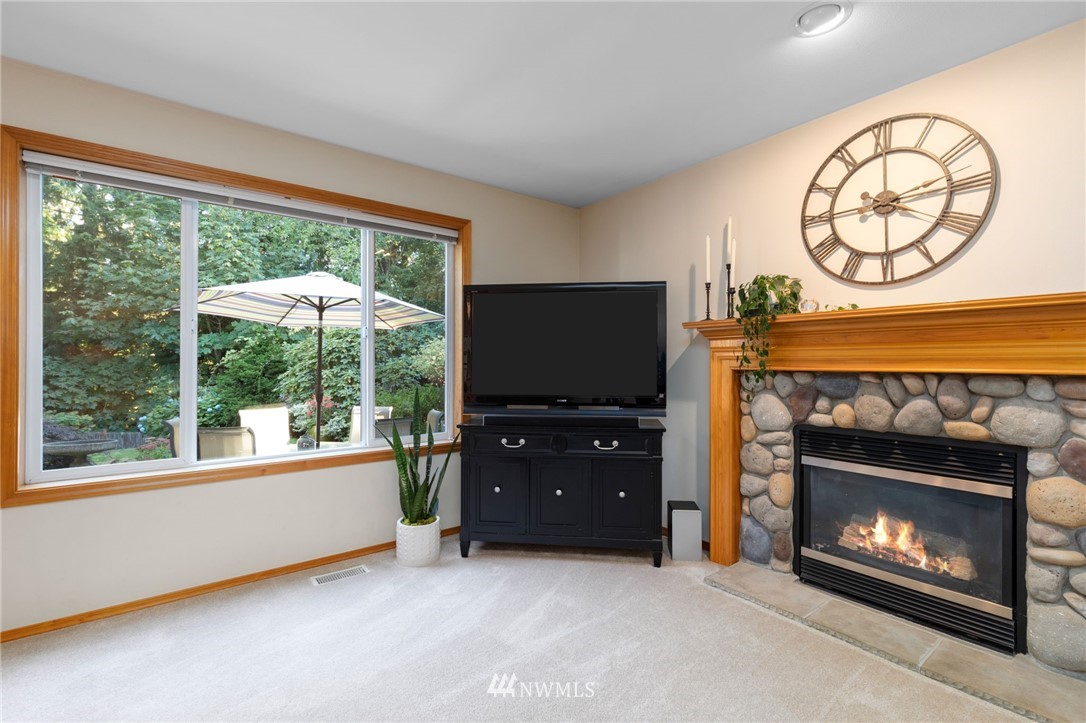 3020 101st Place Southeast Everett, WA 98208 - Photo 12 of 25