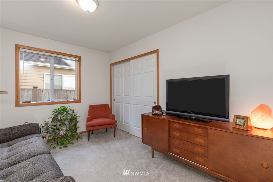 3020 101st Place Southeast Everett, WA 98208 - Photo 14 of 25