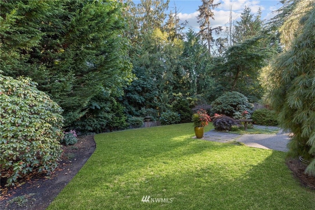 3020 101st Place Southeast Everett, WA 98208 - Photo 3 of 25