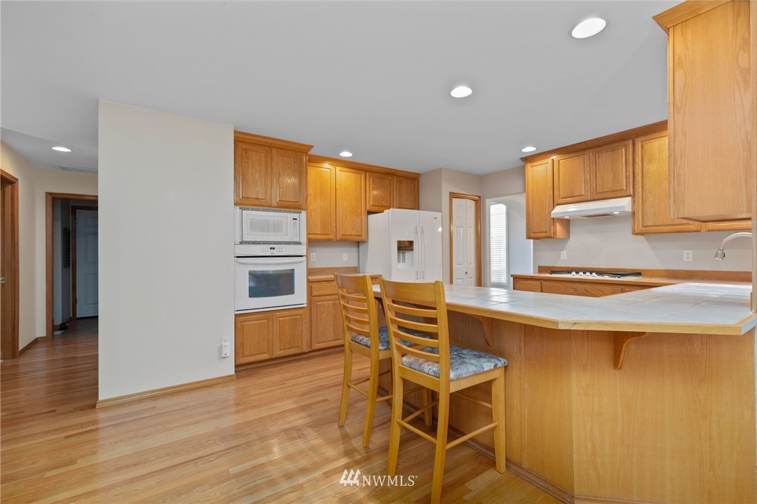 3020 101st Place Southeast Everett, WA 98208 - Photo 10 of 25