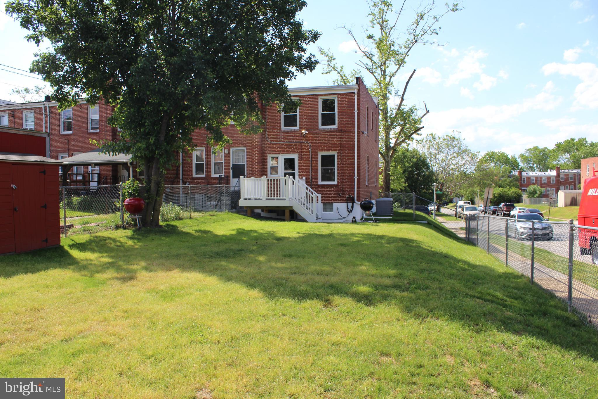 Generous sized backyard