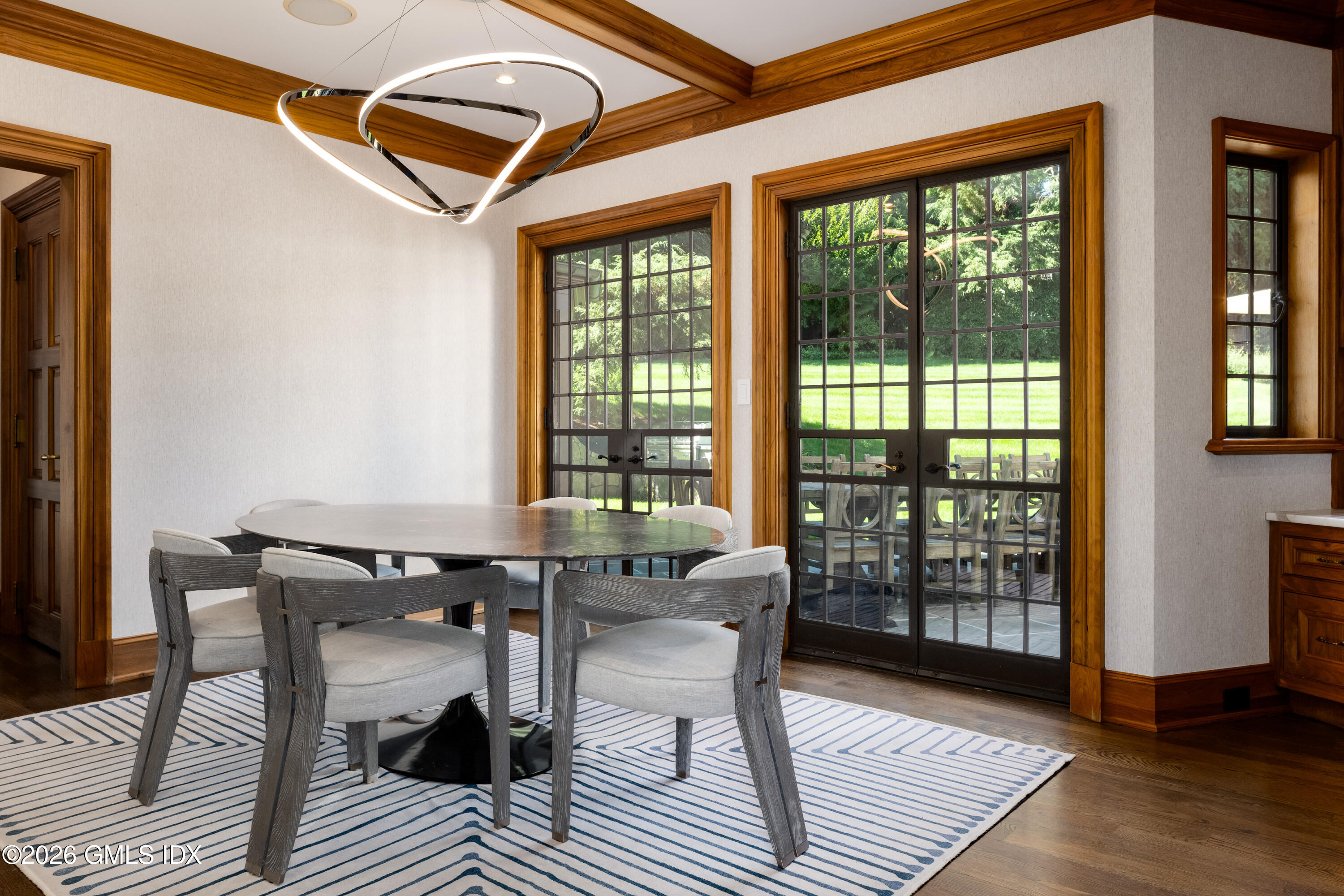 295-297 Shore Road Greenwich, CT 06830 - Photo 10 of 32 Breakfast Room