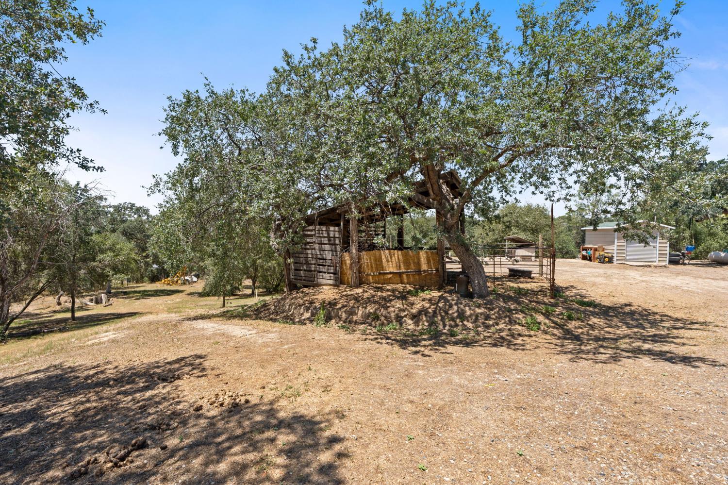 46374 Oonay Nation Road Coarsegold, CA 93614 - Photo 28 of 36
