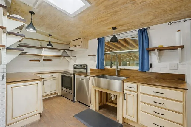 $319,900 | 4725 South Trent Terrace, Homosassa, FL 34446