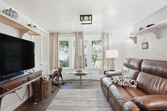 $319,900 | 4725 South Trent Terrace, Homosassa, FL 34446