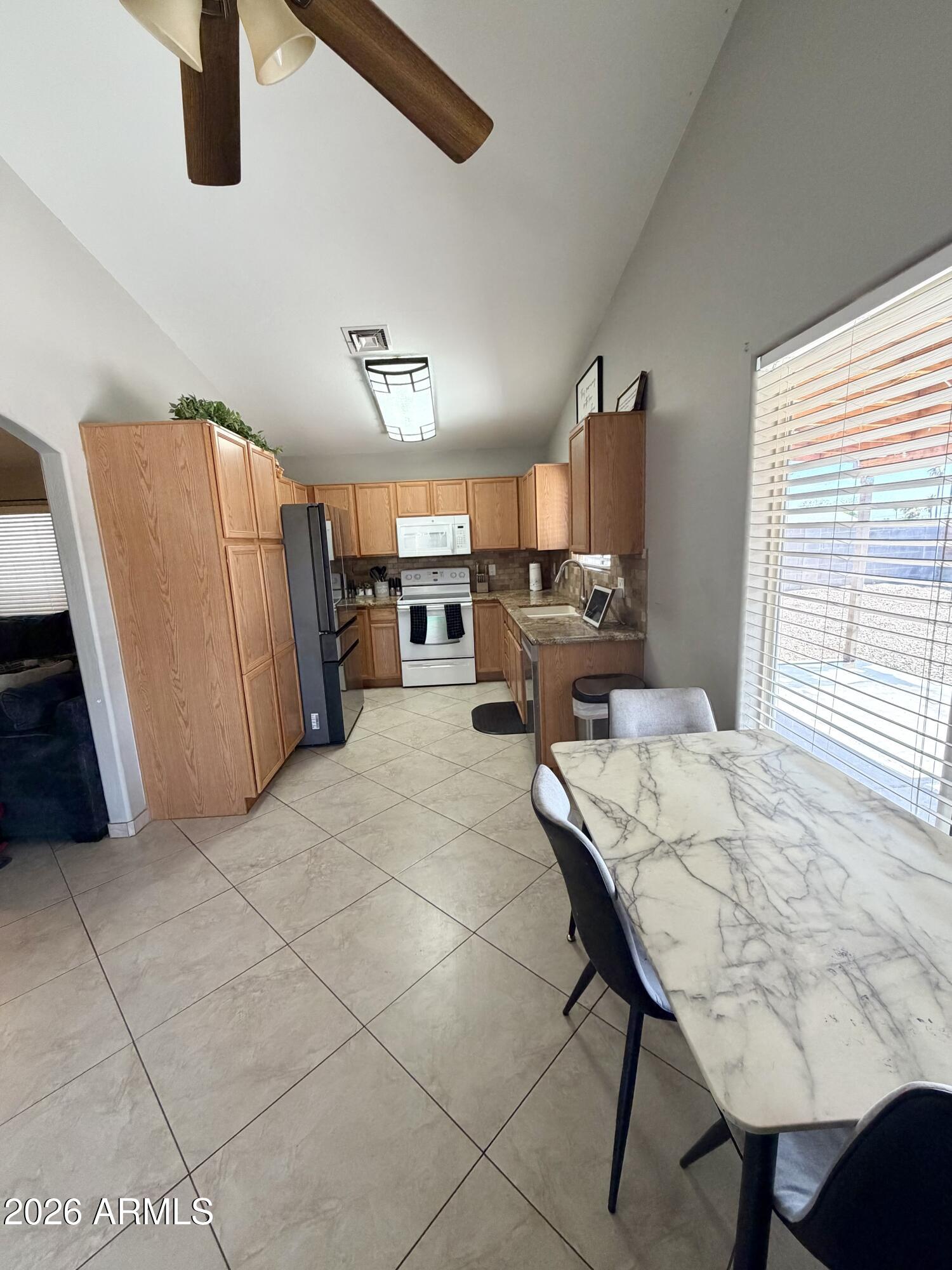 1632 South Stetson Road Apache Junction, AZ 85119 - Photo 12 of 32