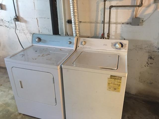 7340 Barrens Road Roanoke, VA 24019 - Photo 11 of 13 washer and dryer