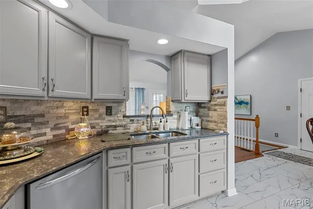 $425,000 | 200 North Columbus Street, Montgomery City, MO 63361