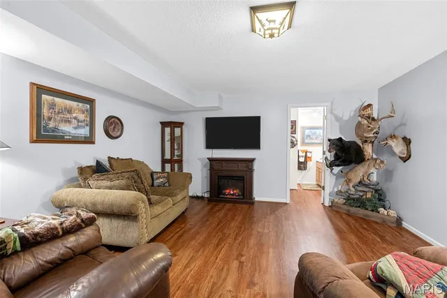 $425,000 | 200 North Columbus Street, Montgomery City, MO 63361