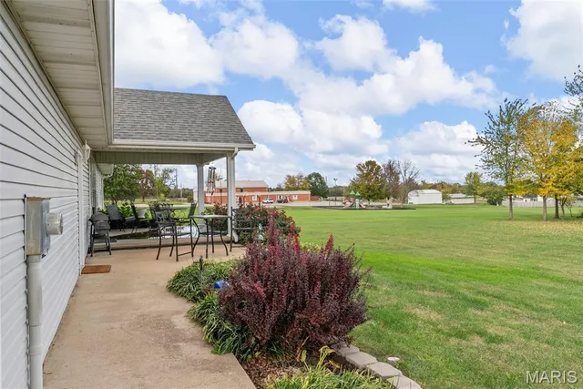 $425,000 | 200 North Columbus Street, Montgomery City, MO 63361