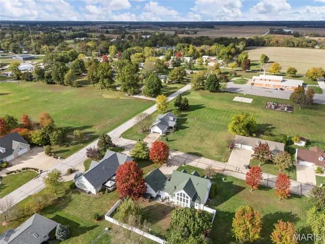 $425,000 | 200 North Columbus Street, Montgomery City, MO 63361