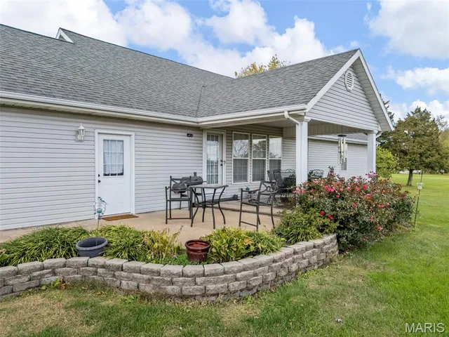 $425,000 | 200 North Columbus Street, Montgomery City, MO 63361