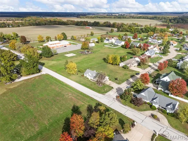 $425,000 | 200 North Columbus Street, Montgomery City, MO 63361