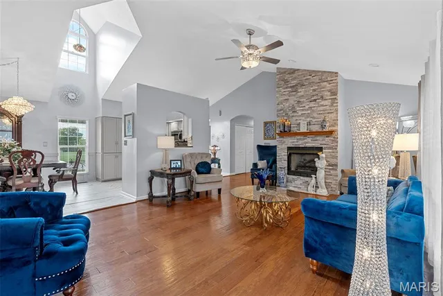 $425,000 | 200 North Columbus Street, Montgomery City, MO 63361