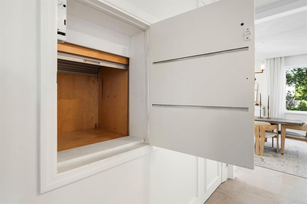 2765 Brickell Court Miami, FL 33133 - Photo 20 of 58