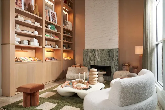 $6,895,000 | 2765 Brickell Court, Miami, FL 33133