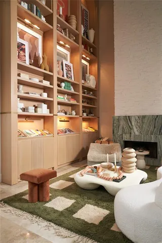 $6,895,000 | 2765 Brickell Court, Miami, FL 33133