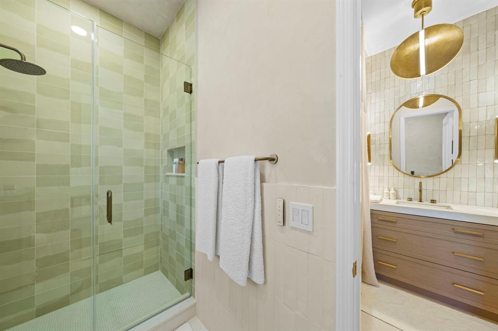 2765 Brickell Court Miami, FL 33133 - Photo 42 of 58