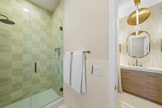 $6,895,000 | 2765 Brickell Court, Miami, FL 33133