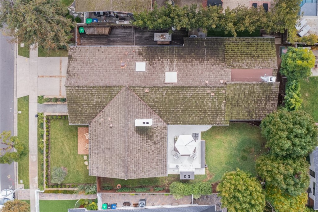1941 Commodore Road Newport Beach, CA 92660 - Photo 31 of 35 an aerial view of a house with a yard
