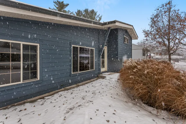 $265,000 | 706 Madison Street, Monticello, IL 61856