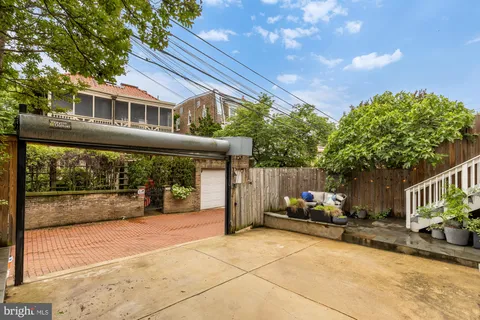 $1,895,000 | 1626 Hobart Street Northwest, Washington, DC 20009
