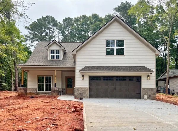 $468,900 | 503 Chickasaw Drive, Westminster, SC 29693