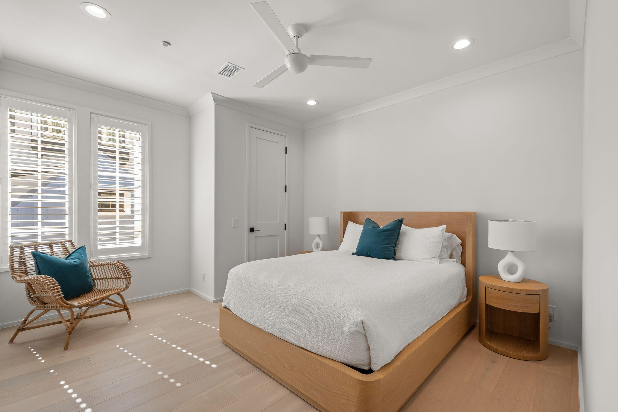 35 Seapointe Lane Santa Rosa Beach, FL 32459 - Photo 20 of 72 a bedroom with a bed a couch and a window