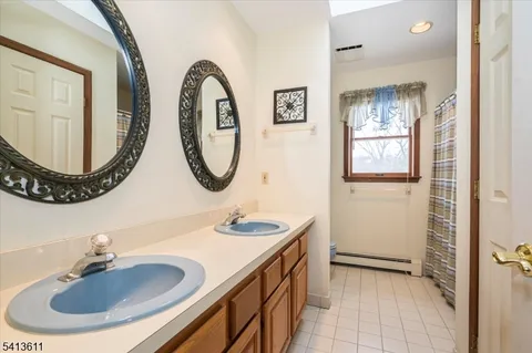 $619,000 | 4 Woods Avenue, Stanhope, NJ 07874