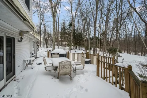 $619,000 | 4 Woods Avenue, Stanhope, NJ 07874