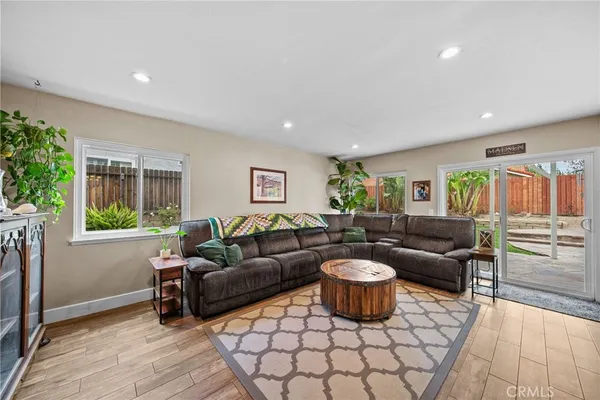 $1,100,000 | 2978 Stacy Drive, Simi Valley, CA 93063