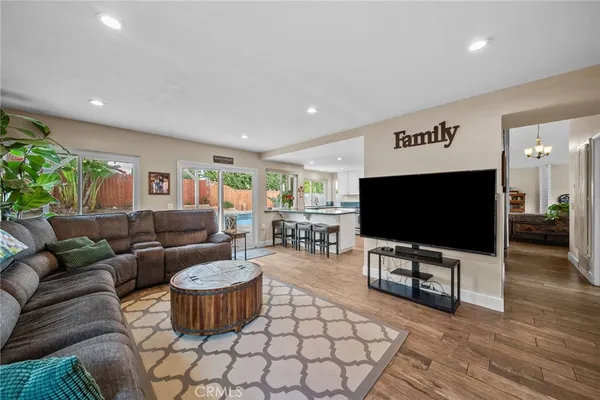 $1,100,000 | 2978 Stacy Drive, Simi Valley, CA 93063