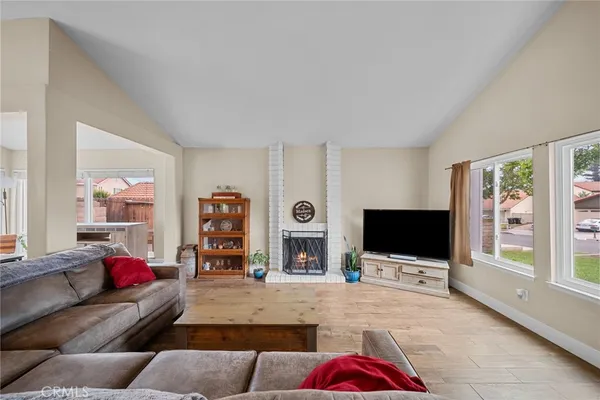 $1,100,000 | 2978 Stacy Drive, Simi Valley, CA 93063