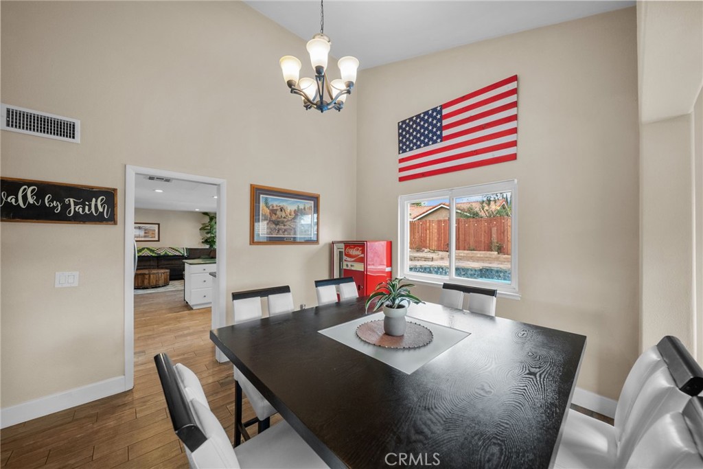 2978 Stacy Drive Simi Valley, CA 93063 - Photo 8 of 49
