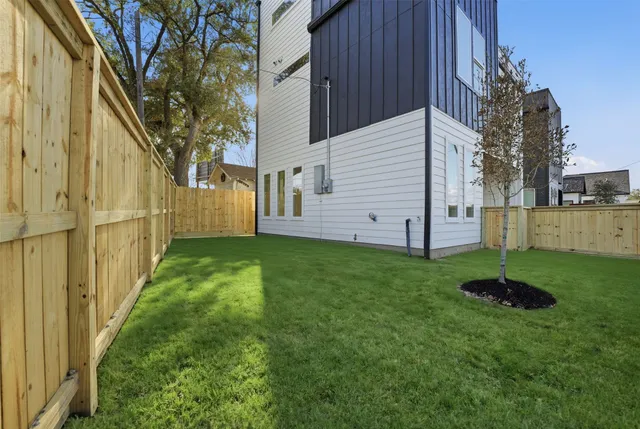 $455,000 | 4208 Fox Street, Houston, TX 77003