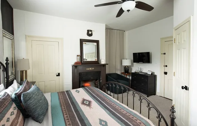 $3,000,000 | 477 West First Street, Blue Ridge, GA 30513