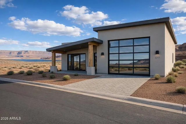 $620,000 | 12 Sumner Cove, Page, AZ 86040