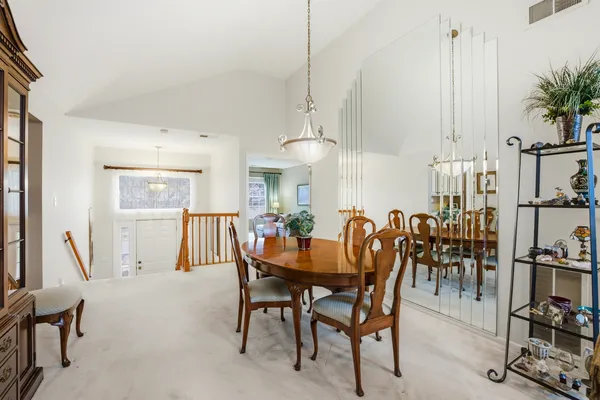 $299,500 | 30-w038 Willow Lane, Unit D, Warrenville, IL 60555