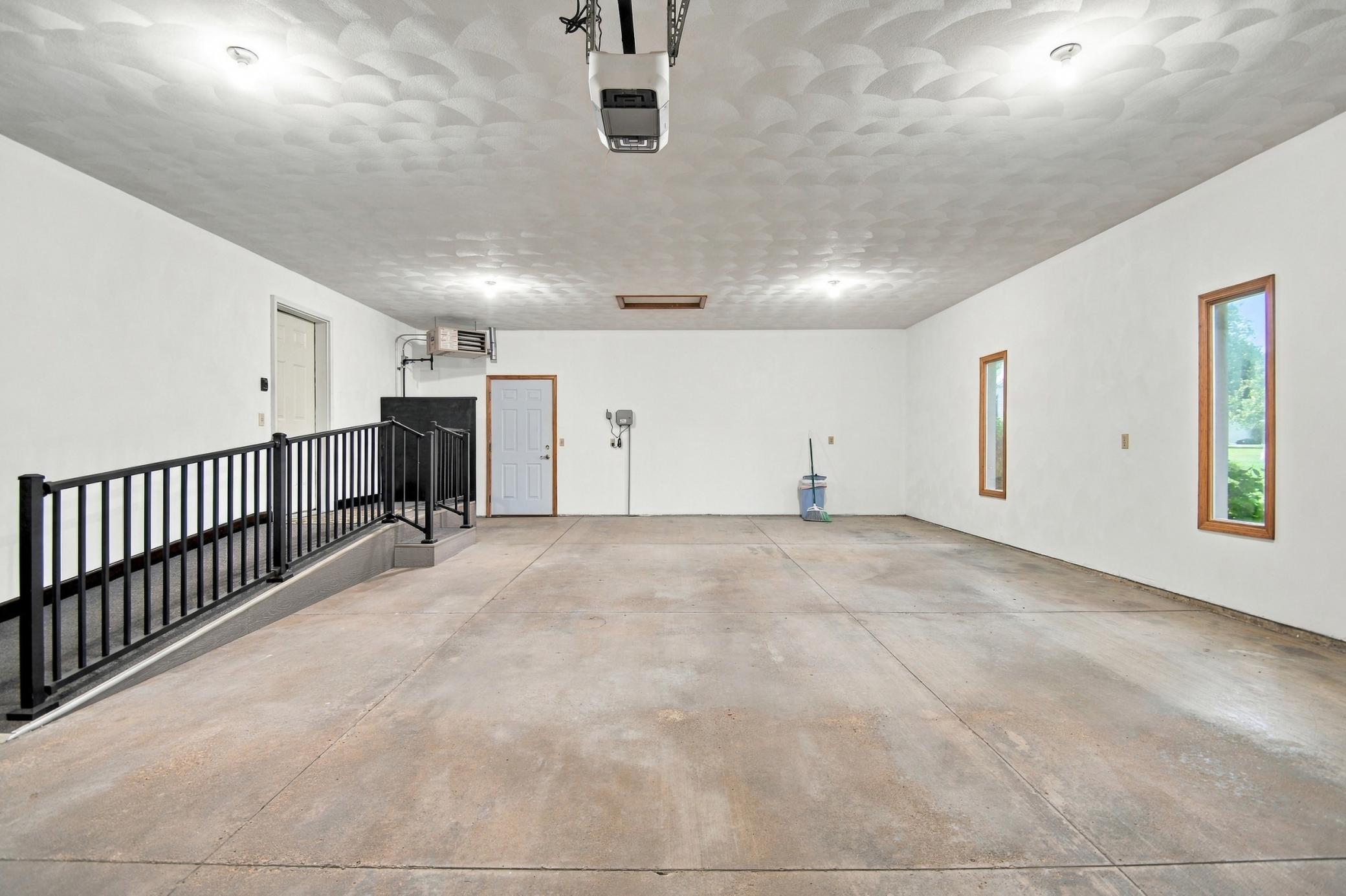 402 24th Street Southwest Austin, MN 55912 - Photo 41 of 60 Gallery Image 41