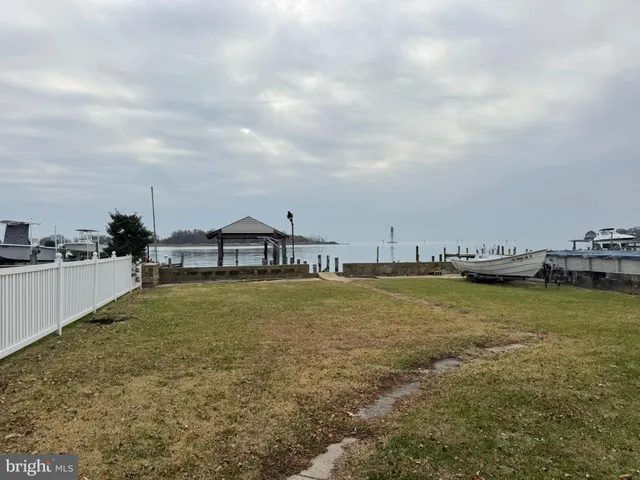 $4,000 | 9135 Cuckold Point Road, Sparrows Point, MD 21219