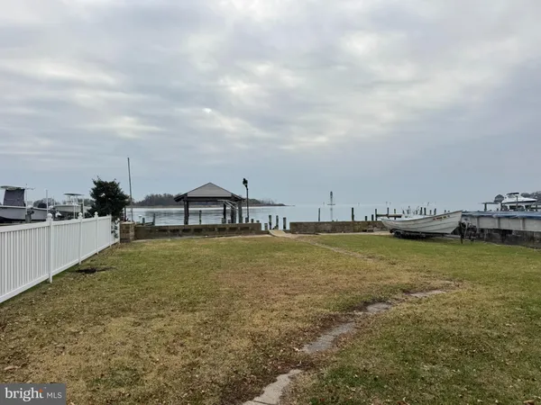 $3,800 | 9135 Cuckold Point Road, Sparrows Point, MD 21219