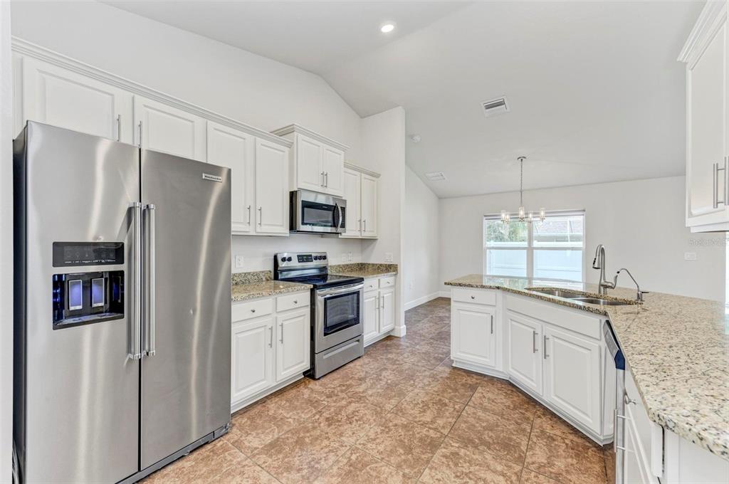 105 Dartmouth Road Venice, FL 34293 - Photo 11 of 100