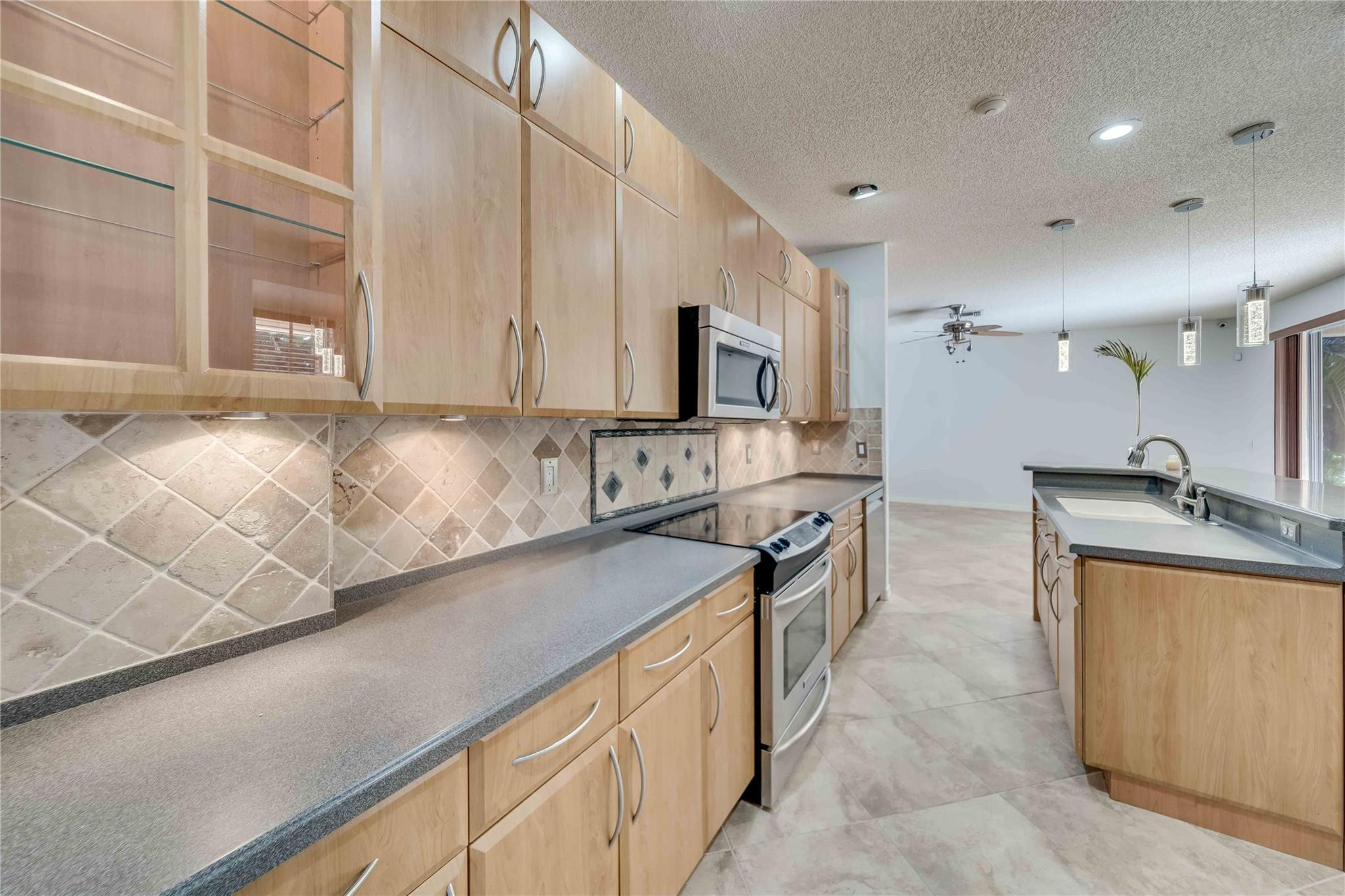 550 Slippery Rock Road Weston, FL 33327 - Photo 17 of 39 Photo 17