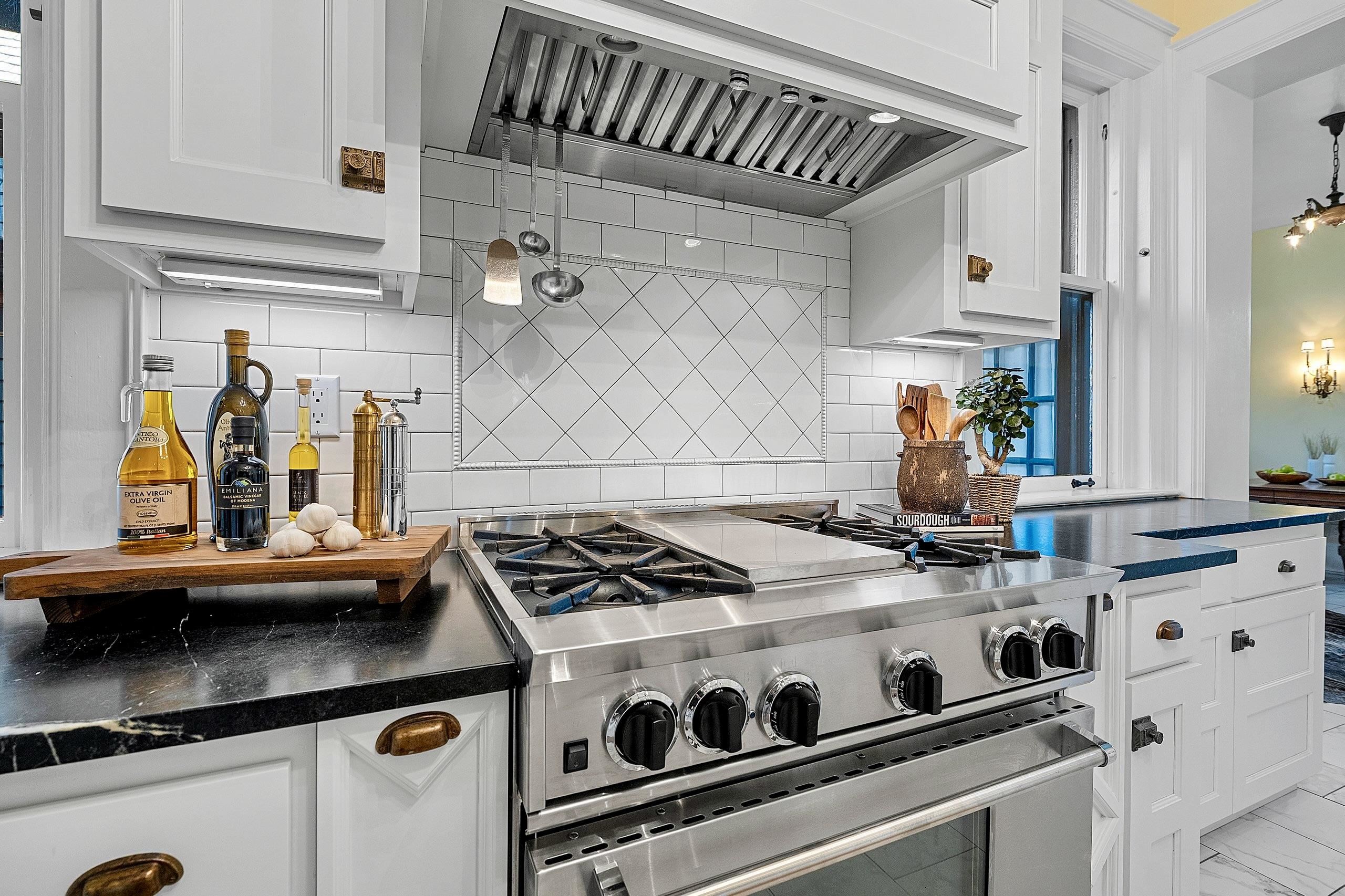 902 South Madison Street Green Bay, WI 54301 - Photo 20 of 90