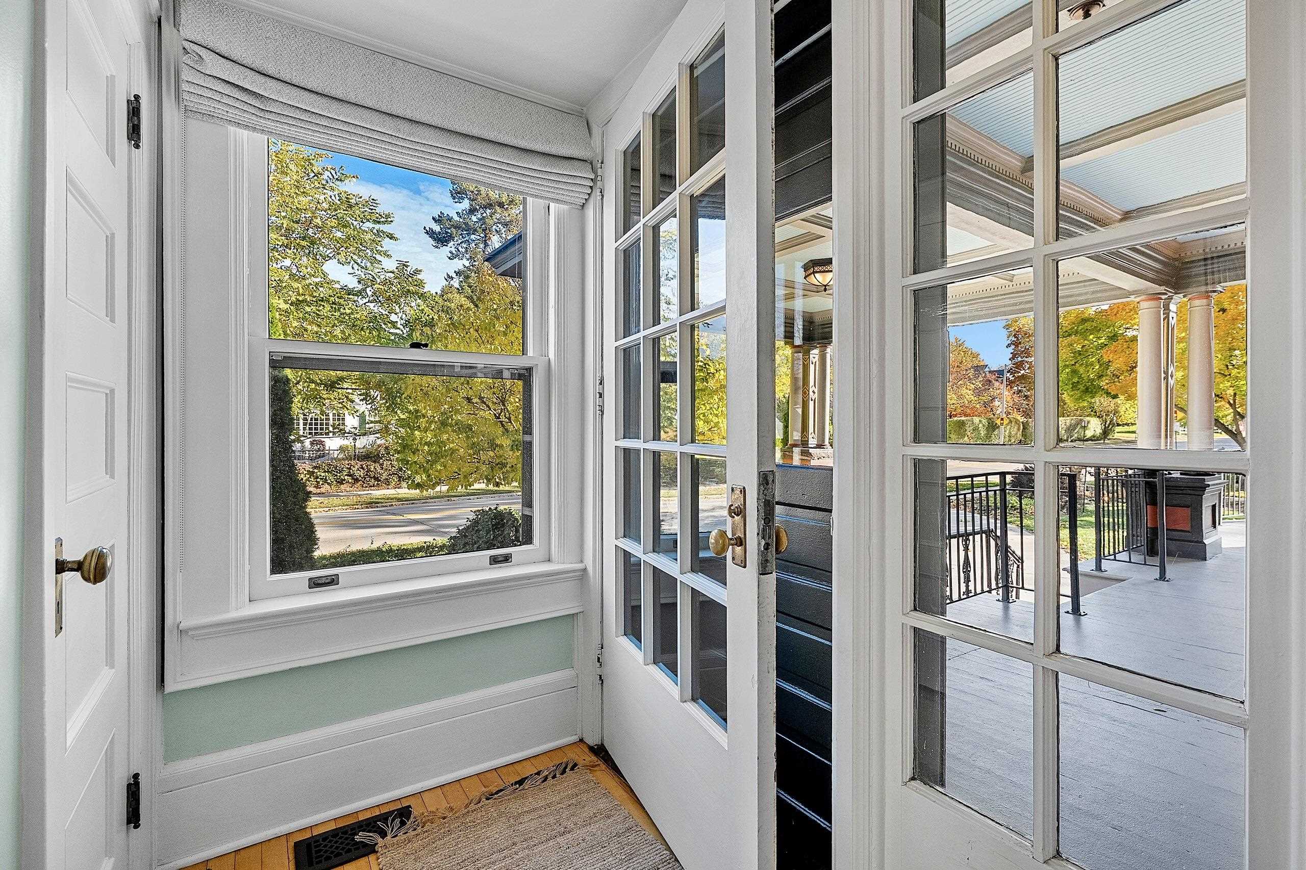 902 South Madison Street Green Bay, WI 54301 - Photo 28 of 90